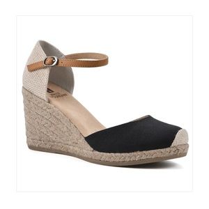 ✨NEW✨MAMBA WEDGE HEEL US 8.5 - Wide Width